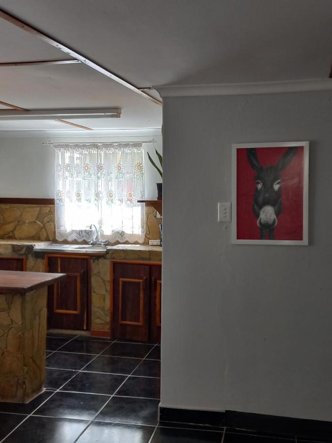 Urban Farm Haus Guesthouse Rundu Zewnętrze zdjęcie