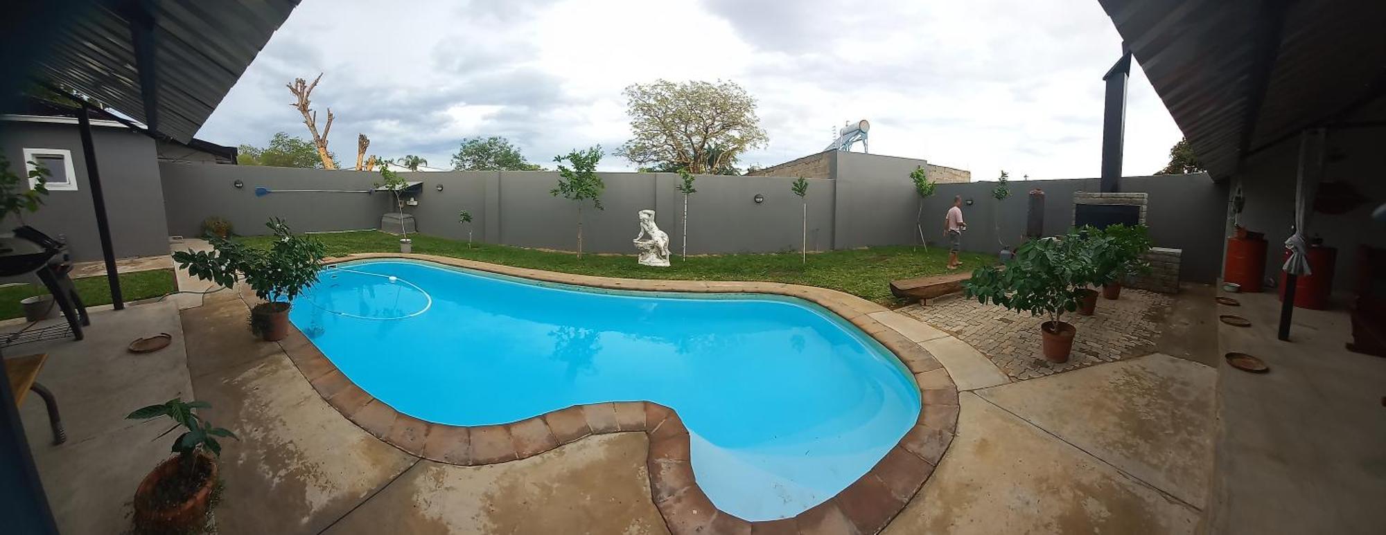 Urban Farm Haus Guesthouse Rundu Zewnętrze zdjęcie
