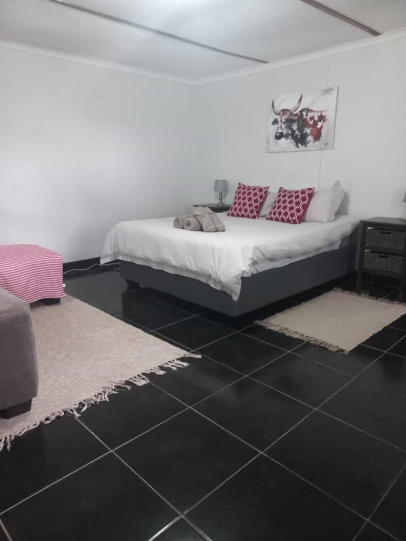 Urban Farm Haus Guesthouse Rundu Zewnętrze zdjęcie